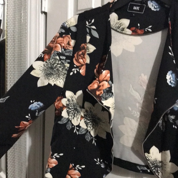 Dress Jacket - Picture 3 of 4